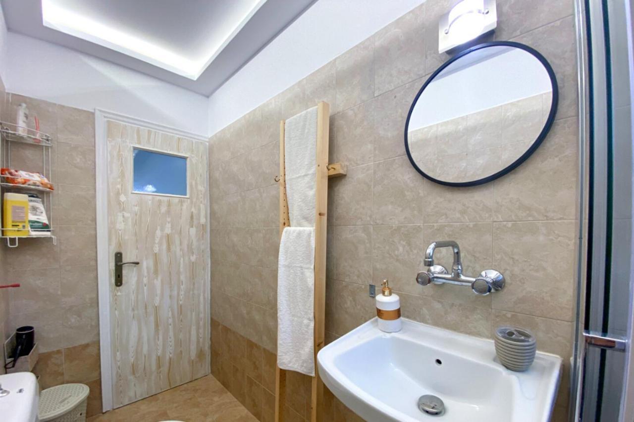 Poros Town Summer Feel Suites מראה חיצוני תמונה