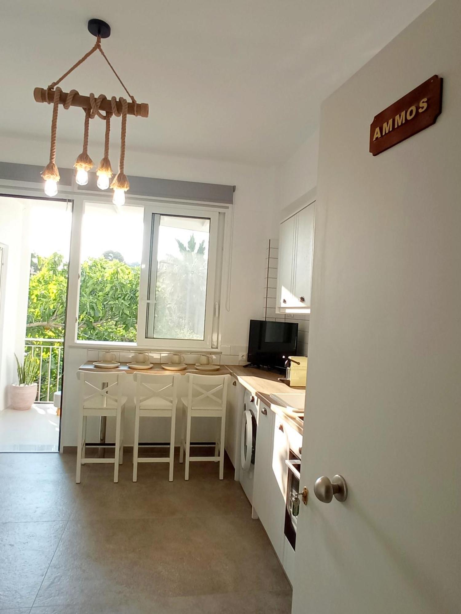 Poros Town Summer Feel Suites מראה חיצוני תמונה